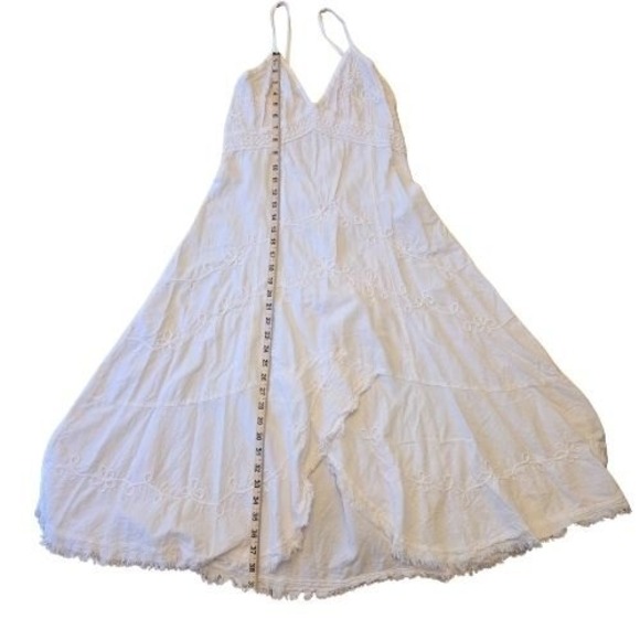 White Embroidered Halter Sundress L Beach Cottagecore Boho Festival Mini Dress - Picture 3 of 16